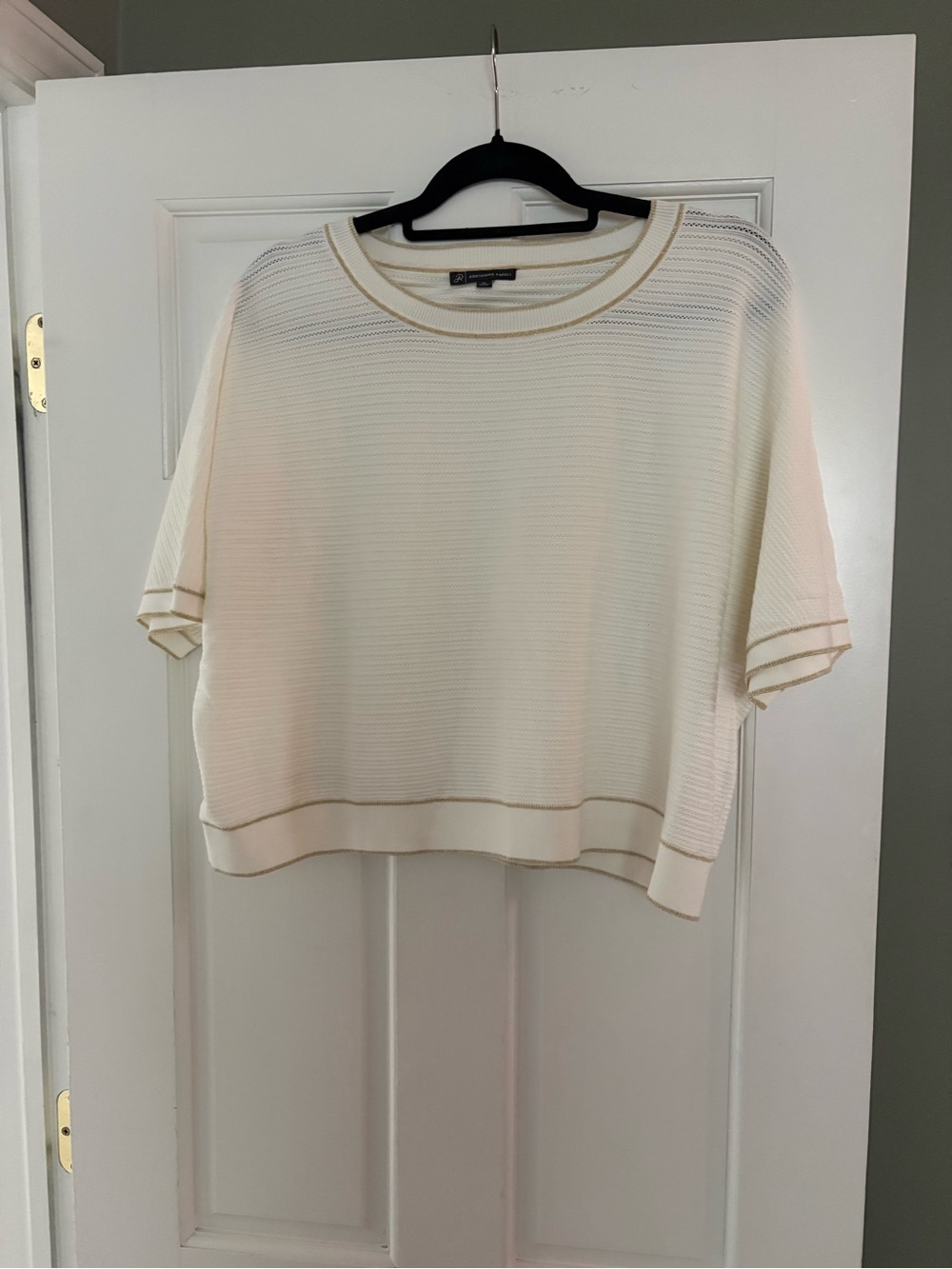 Adrianna Papell Cream Short Sleeve Knit Crop Top with Gold Trim